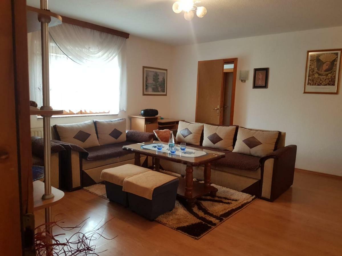 Kuca Za Odmor Sarcevic Apartment Prozor Luaran gambar