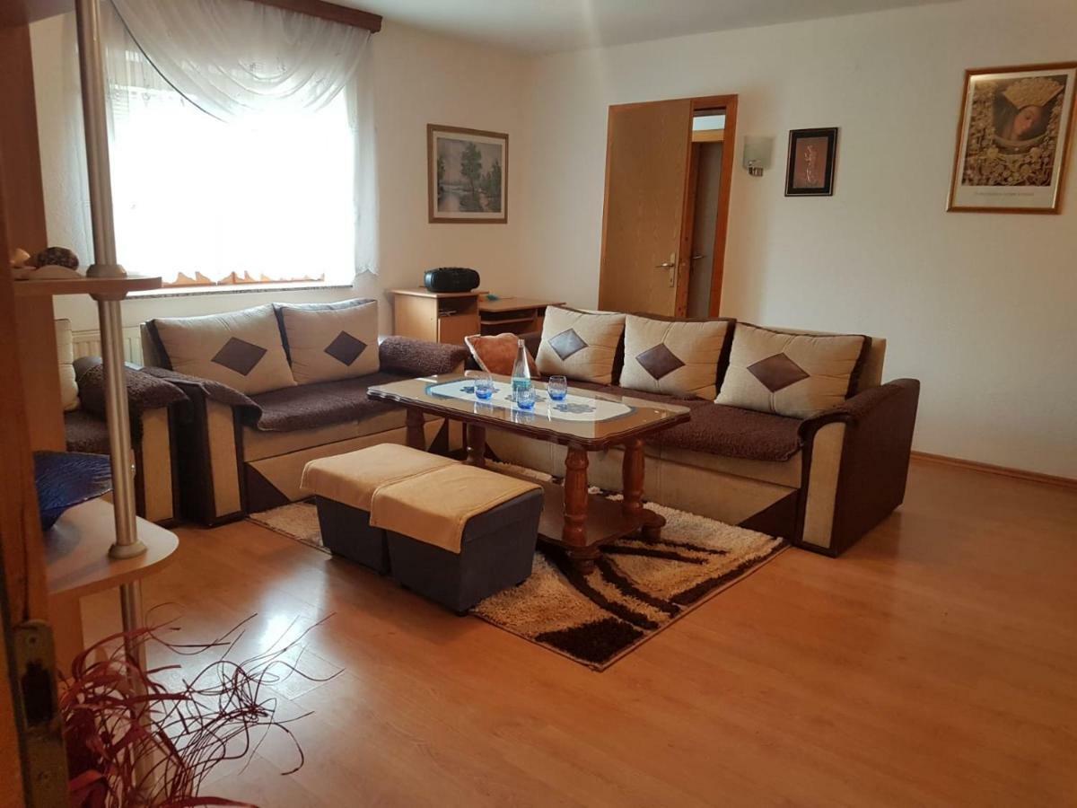 Kuca Za Odmor Sarcevic Apartment Prozor Luaran gambar